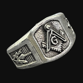 Masonic Ring with Shovel and Plumb Bob in Silver, Masonry Art. 92 - Bricks Masons