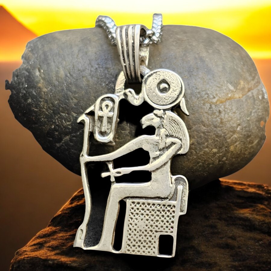 Egyptian Goddess Sekhmet Pendant in Silver 4.5 x 2 cm 8 g Art 989 - Bricks Masons