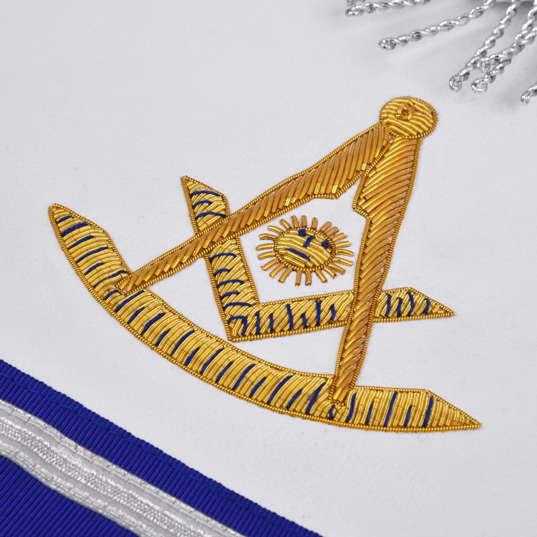 Past Master Blue Lodge California Regulation Apron - Hand Embroidery Gold Bullion With Silver Braid Fringe - Bricks Masons