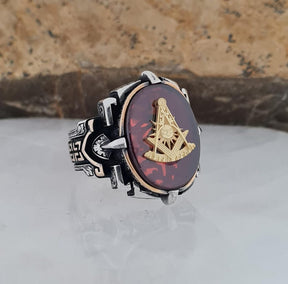 Master Mason Blue Lodge Ring - Garnet Zircon Compass & Square - Bricks Masons