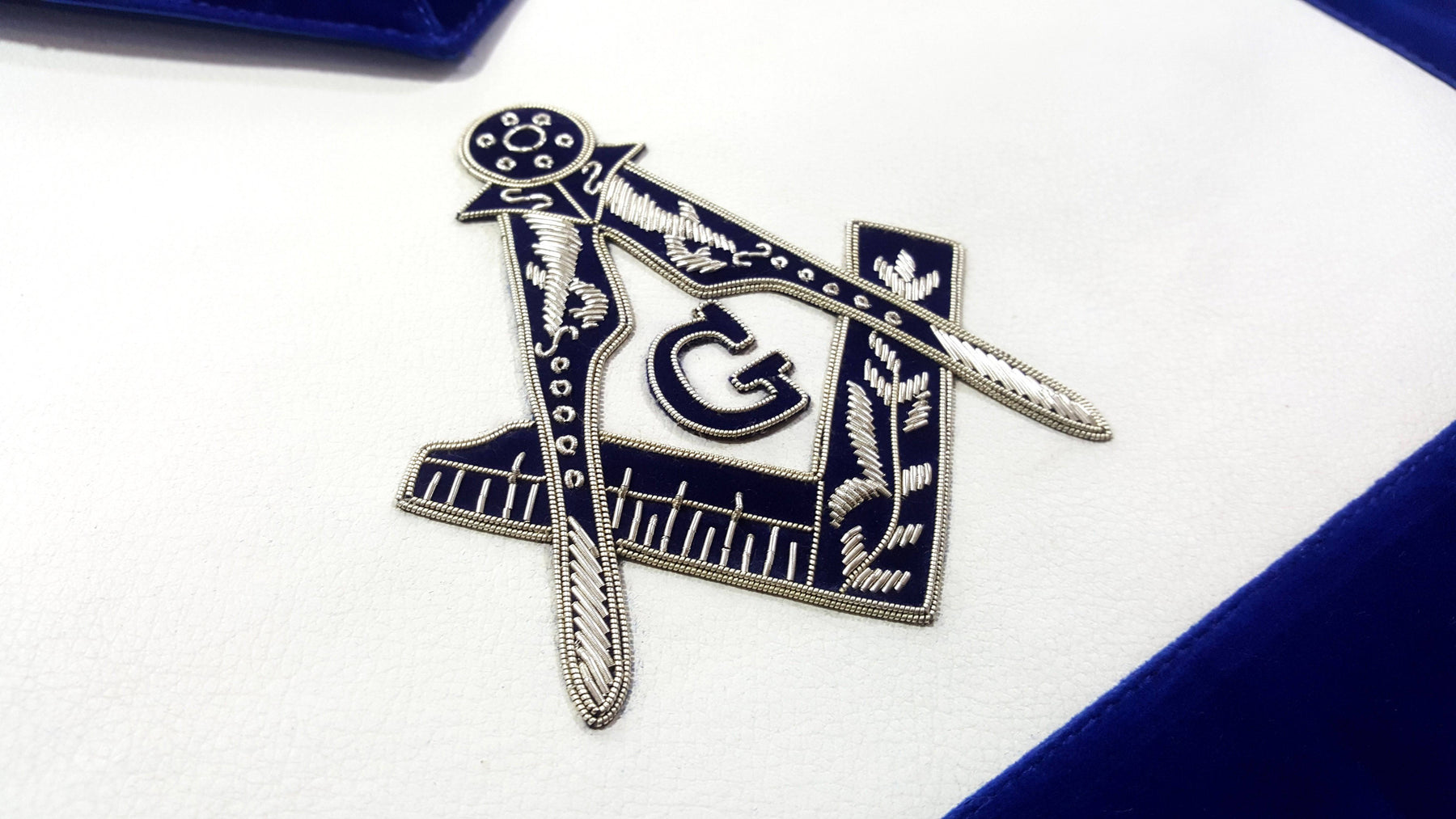 Master Mason Blue Lodge Apron - Royal Blue Silver Embroidery - Bricks Masons