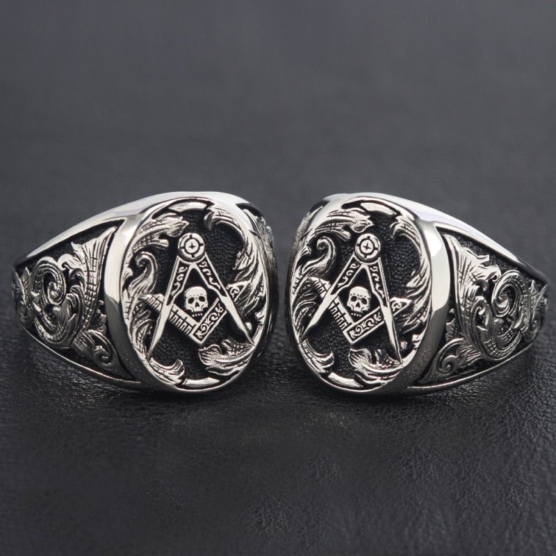 Master Mason Blue Lodge Ring - Signet Skull Square and Compass 925 Sterling Silver - Bricks Masons